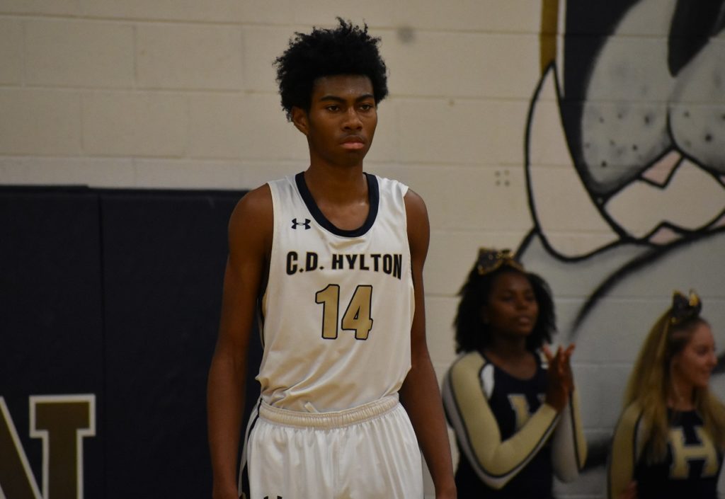 Hylton's Nate Arrington averaged 17 points a game for the Bulldogs in 2019-2020.